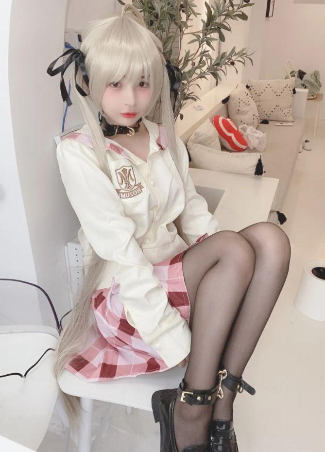 推特福利姬最新流出火爆露出大神菠萝私人订制视频合集 58V/19.62G 推特福利姬最新流出火爆露出大神菠萝私人订制视频合集 58V/19.62G