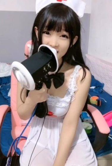 推特福利姬小姑妈最新视频 黑丝自玩 1V/1.28G 推特福利姬小姑妈最新视频 黑丝自玩 1V/1.28G