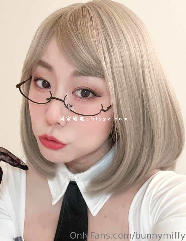onlyfans网红博主BunnyMiffy米菲福利视频 14V/10.75G onlyfans网红博主BunnyMiffy米菲福利视频 14V/10.75G