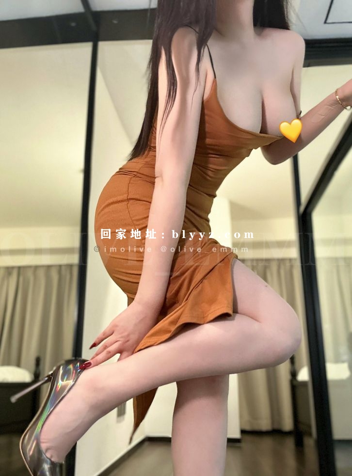 推特、onlyfans人气肥臀网红博主olive_emmm尺度私拍视频图包资源合集 31.9G