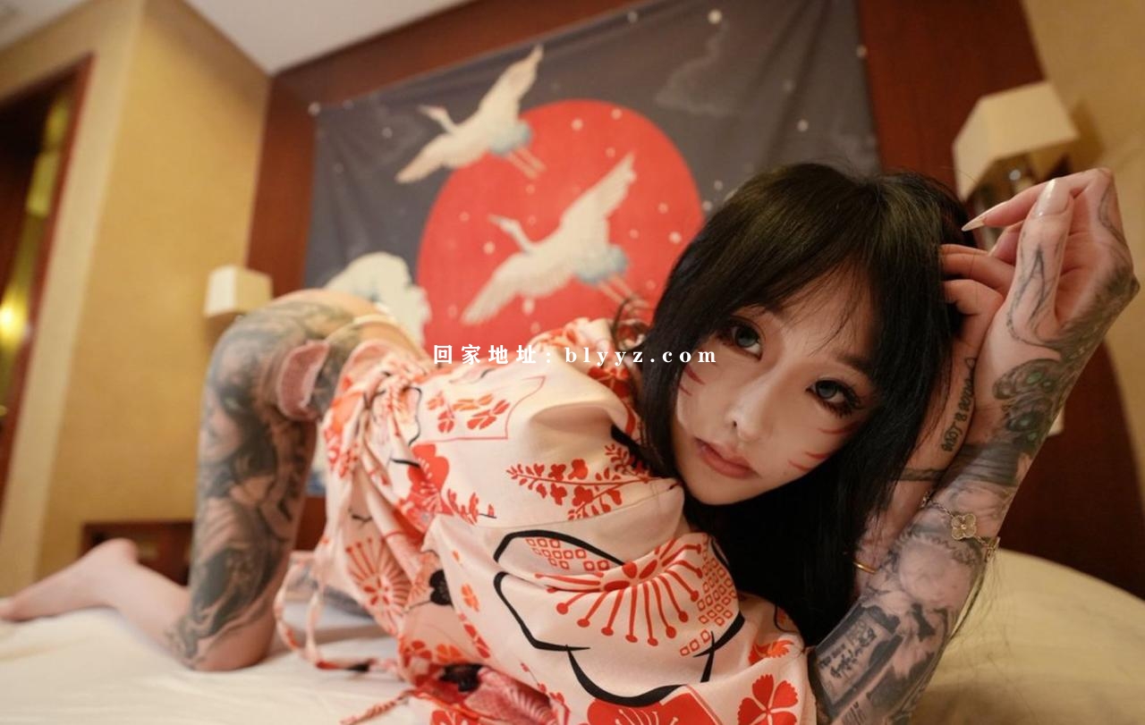 推特21万粉刺青女神 九条南无 最新近期福利视图合集 8.77G