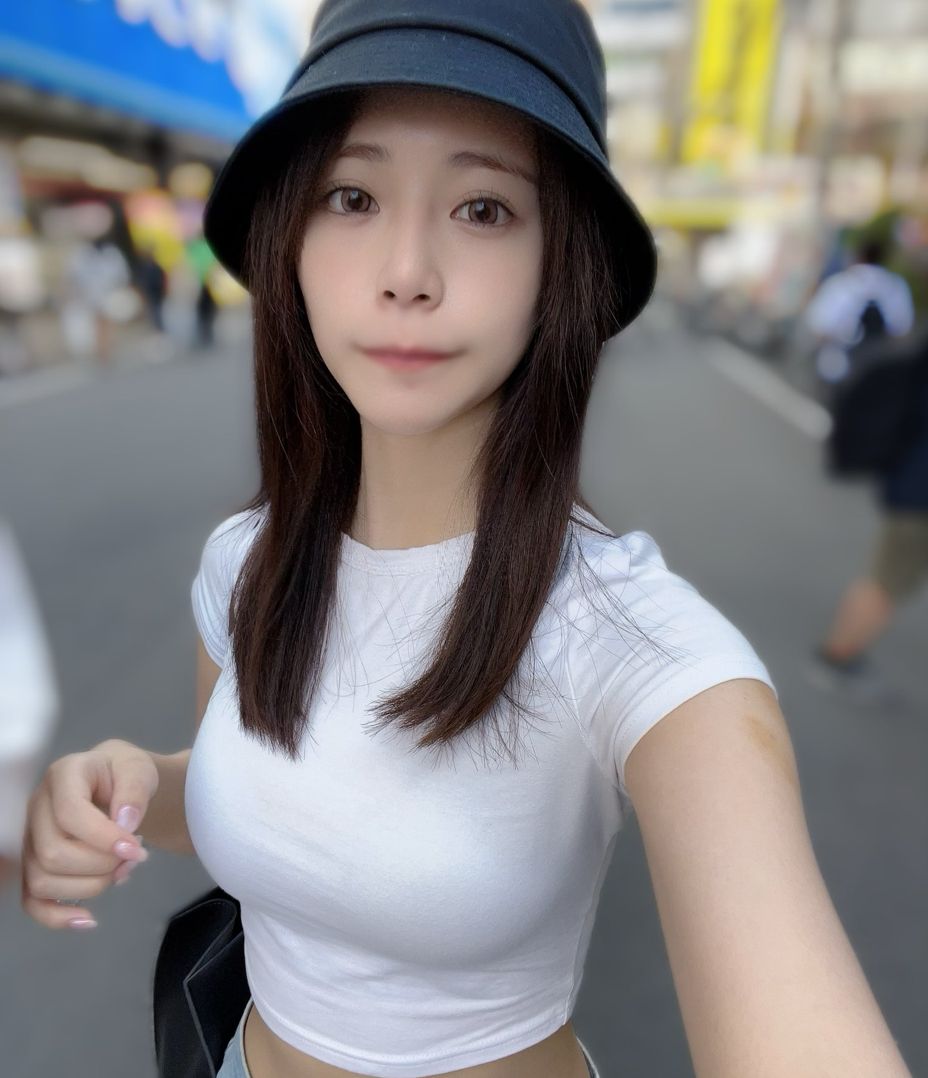 onlyfans超美博主 Ycancan 福利资源大合集 138P/117V/71.7G